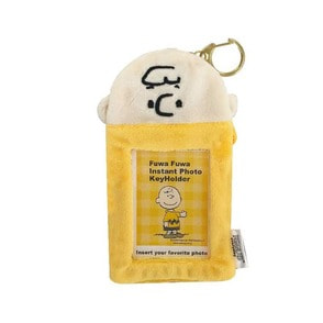 スヌーピー　ふわふわインスタントフォトキーホルダー（チャーリー・ブラウン）